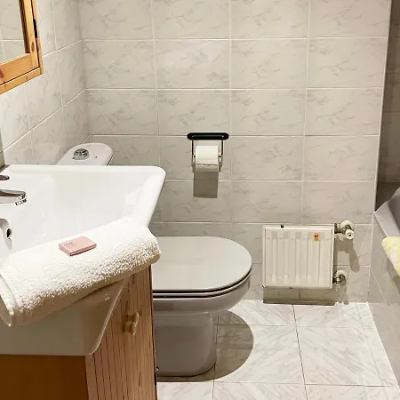 아파트 Piso Moderno En La Playa 기욘